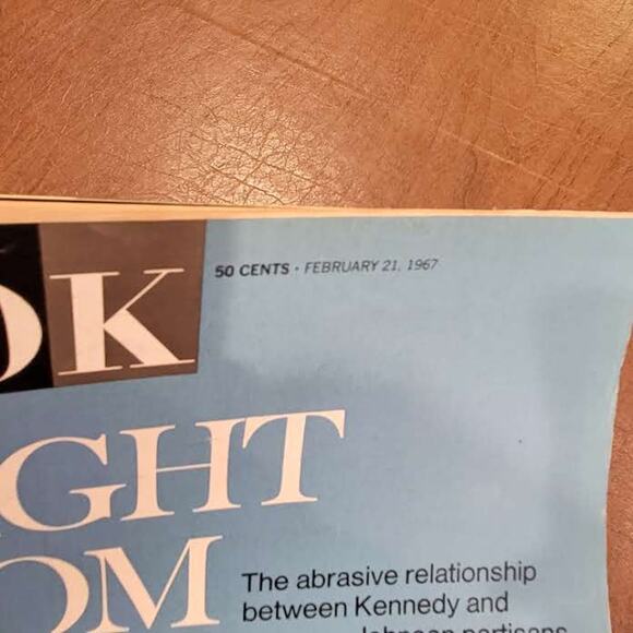 Vintage Look Magazine - February 21, 1967 ‘Flight From Dallas’ - Picture 5 of 8